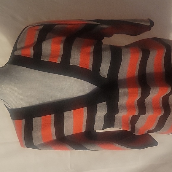 V-Neck Plunge Black & Red Striped Short Sleeve Sweater by New York & Co, Size: L - Picture 2 of 7